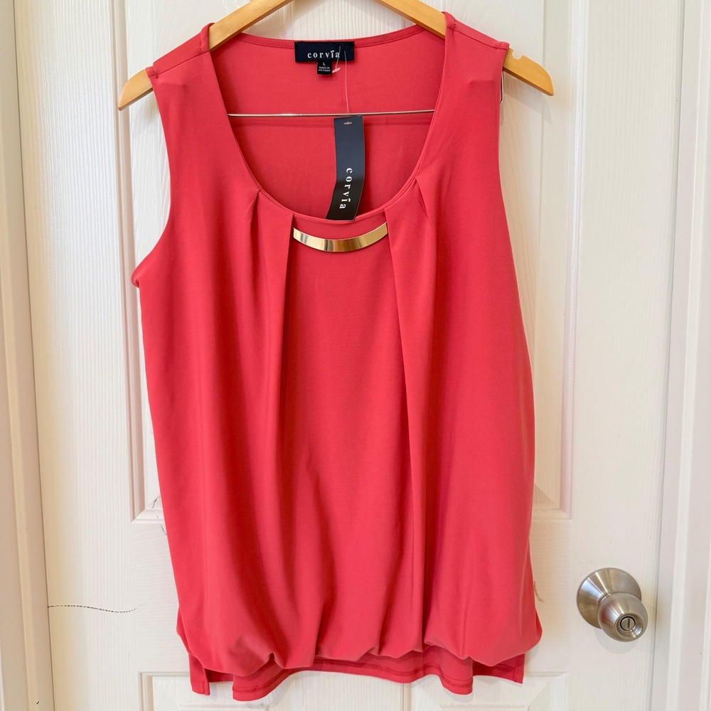 Corvia Womens Coral Pink Sleeveless Pleated Gold Bar Bubble Hem Blouse Large NWT